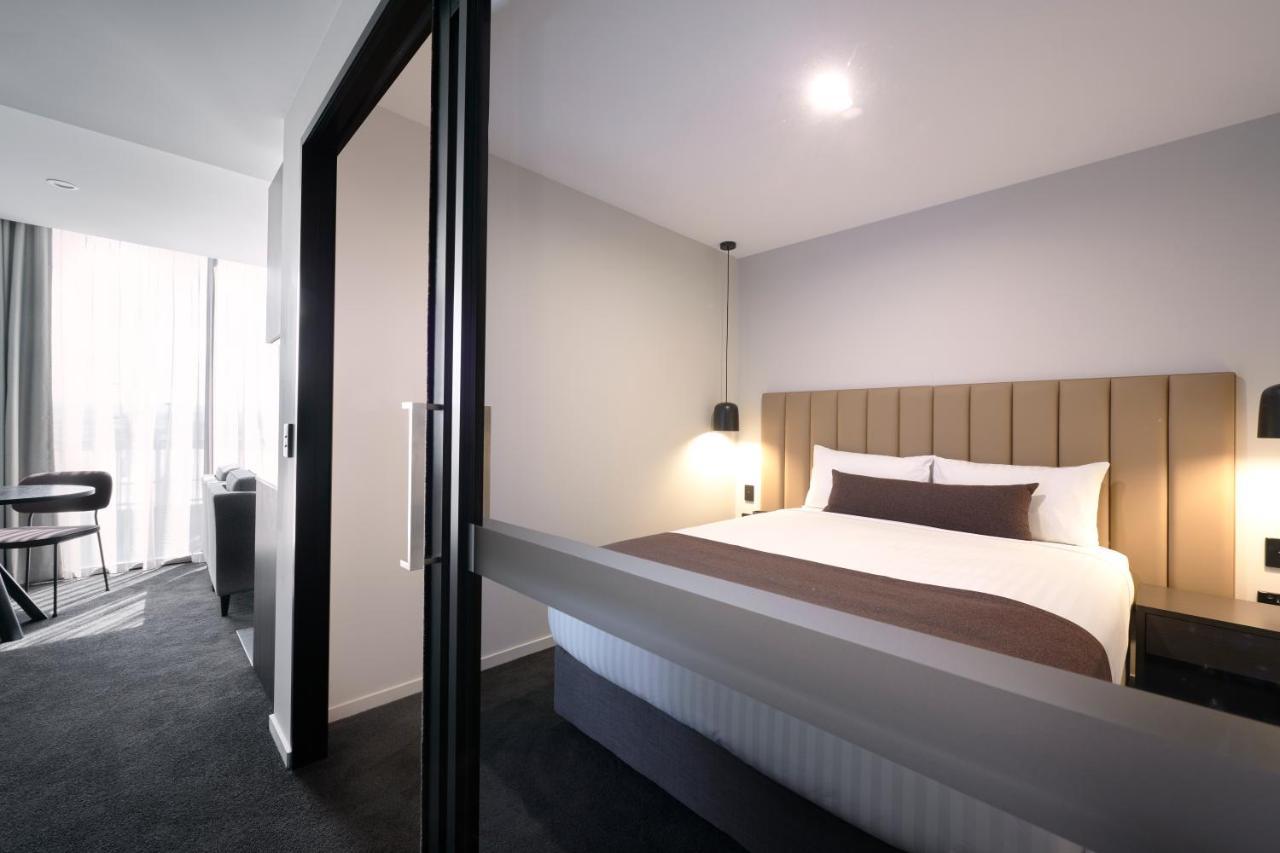 Abode Belconnen Hotel Canberra Exterior photo